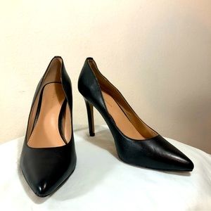 BCBGeneration 4” Heidi Faux Leather Black Pumps Pointed Toe Size 9